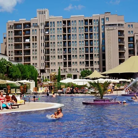 Gt Royal Beach Apartment *